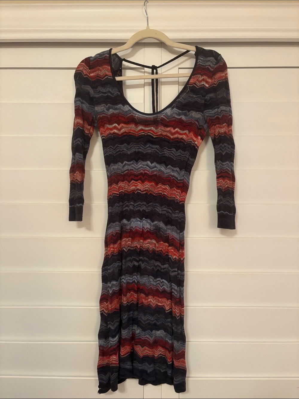 Guess Long Sleeve Scoop Midi Dress in Red and Gray